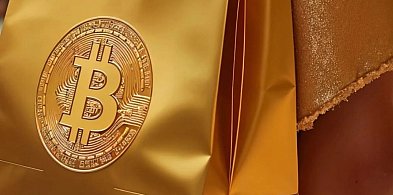 Mieszkaniec powiatu stracił blisko 10 tys. zł metodą ,,na kryptowaluty''-42560