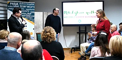 Adam Woronowicz w ostrzeszowskiej bibliotece-42975