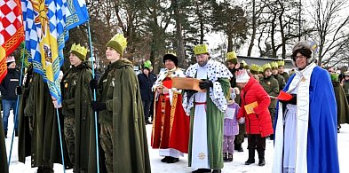 VI prawie dekanalny Orszak Królewski przeszedł ulicami Mikstatu-43315