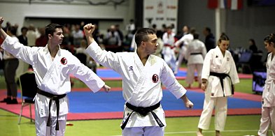 Dobry początek dla karateków Hitotsu Ostrzeszów.