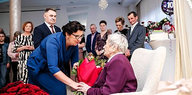 Sto lat historii zapisanych w jednym życiu...