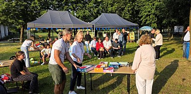 Festyn z udziałem lokalnych twórców - amatorów w Rojowie