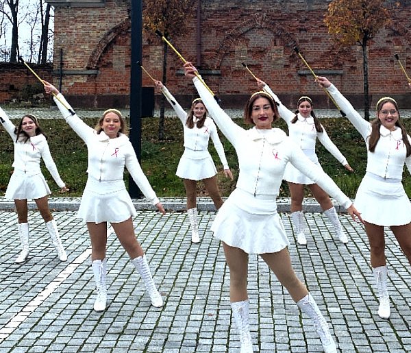 Orkiestra z Czajkowa zagrała w Warszawie-42710