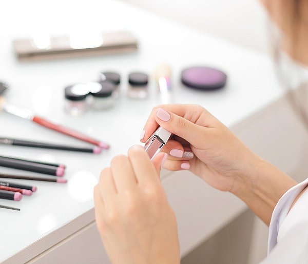 Nie używaj tych kosmetyków. GIS ostrzega przed produktami-42943