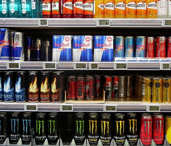 Popularne napoje pójdą ostro w górę. Rząd szykuje podwyżkę VAT-43032