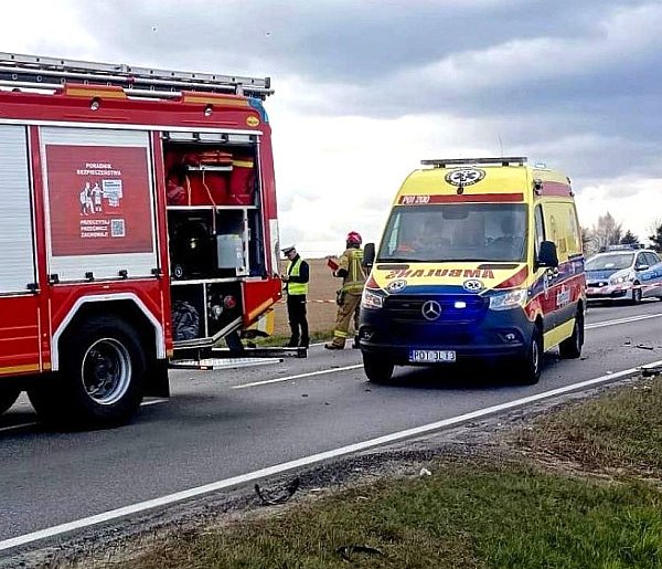 Kierujący motocyklem 17-latek poniósł śmierć na miejscu