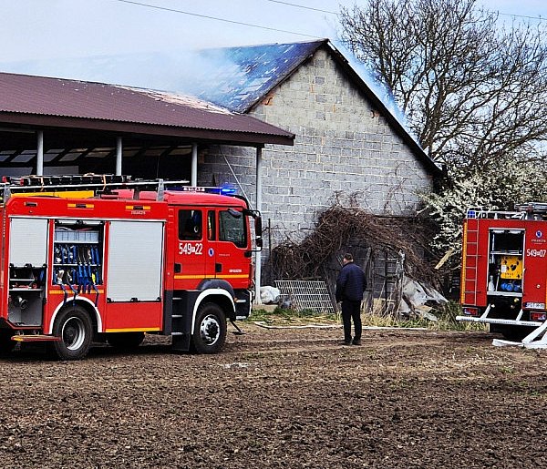 Pożar budynku gospodarczego w Kuźnicy Grabowskiej