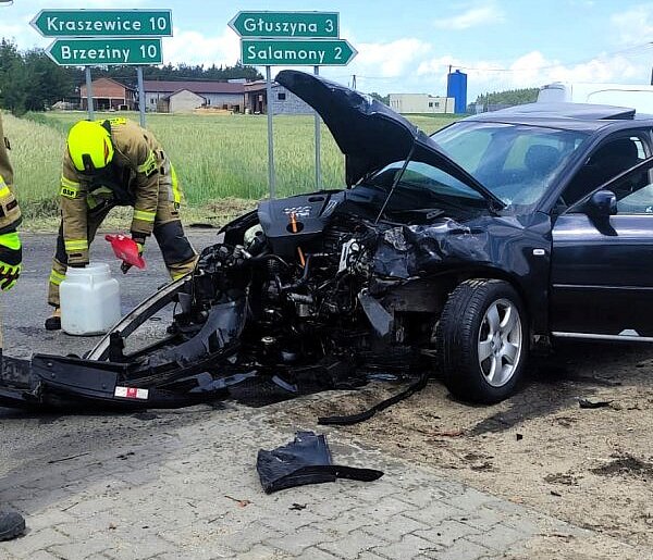 W Muchach kierujący Peugeotem zderzył się z Audi