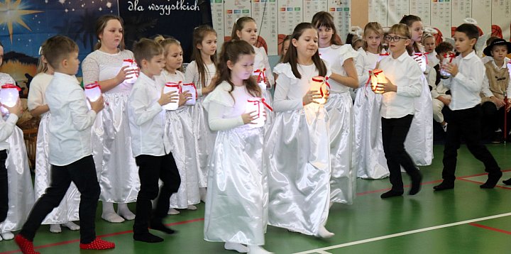 Jasełka w Szkole Podstawowej w Kraszewicach-43179