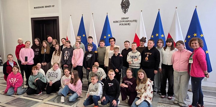 Uczniowie z Mąkoszyc gościli w Senacie