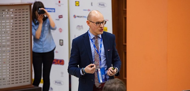 Szkolenie z wystąpień publicznych — jak budować pewność siebie w biznesie