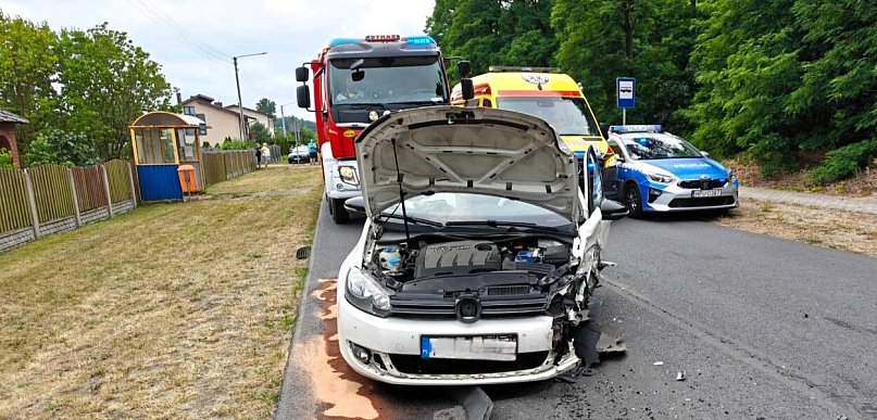 3 osoby poszkodowane w zderzeniu dwóch samochodów w Racławicach