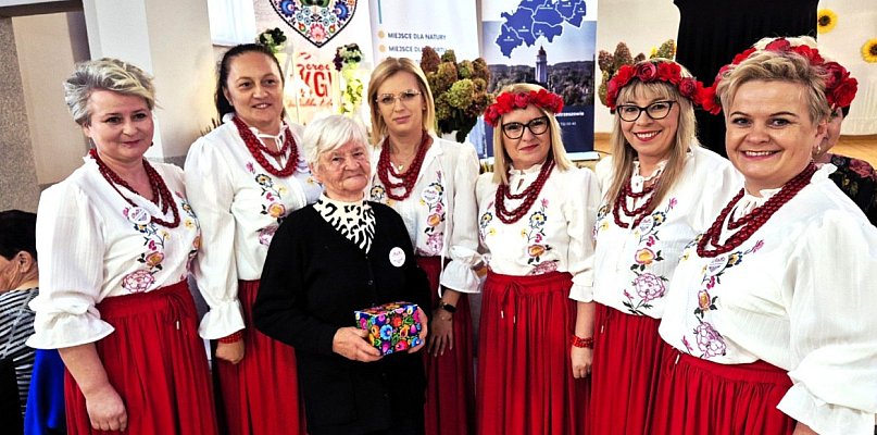 Jubileusz 70-lecia Koła Gospodyń Wiejskich w Siedlikowie - 42281