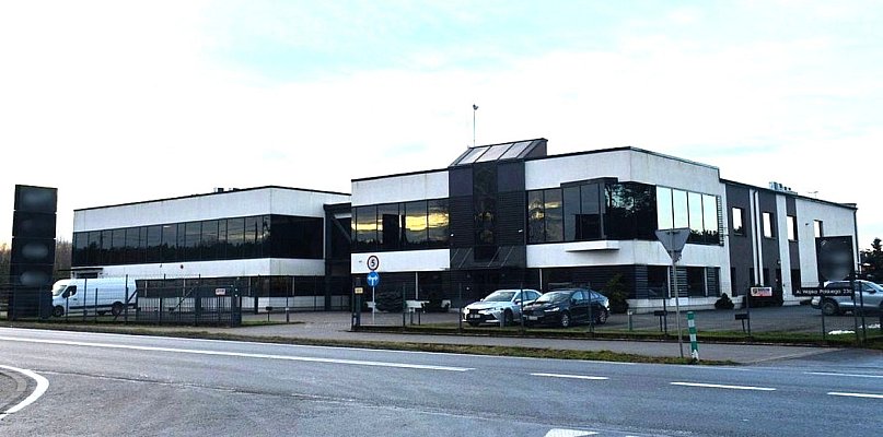 KWP kupiła biurowiec. Przebuduje go na Komendę Powiatową Policji - 43185