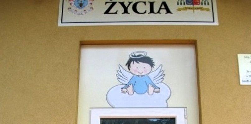 W ostrzeszowskim ,,oknie życia’’ znaleziono kilkumiesięcznego chłopca