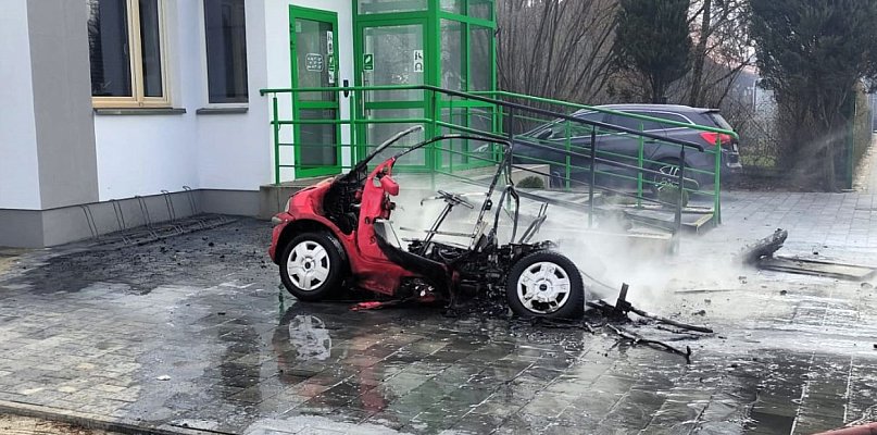 Pożar samochodu osobowego w Czajkowie