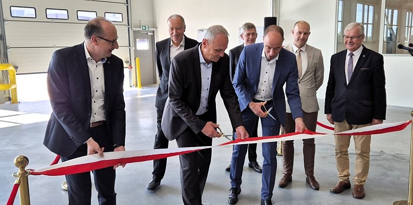 Na terenie firmy MAYR Polska w Rojowie oddano do użytku nową halę