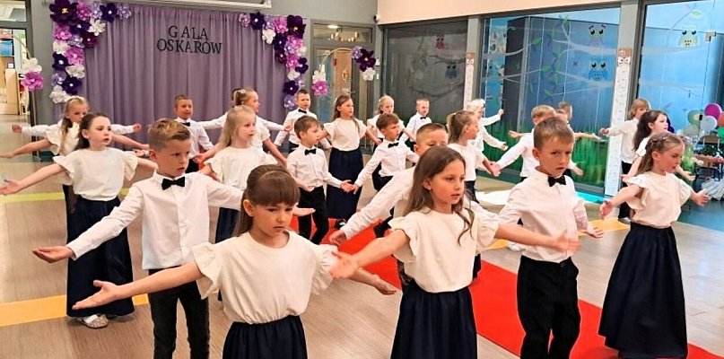 Uroczyste pożegnanie przedszkola u „Małych Odkrywców” w Kraszewicach