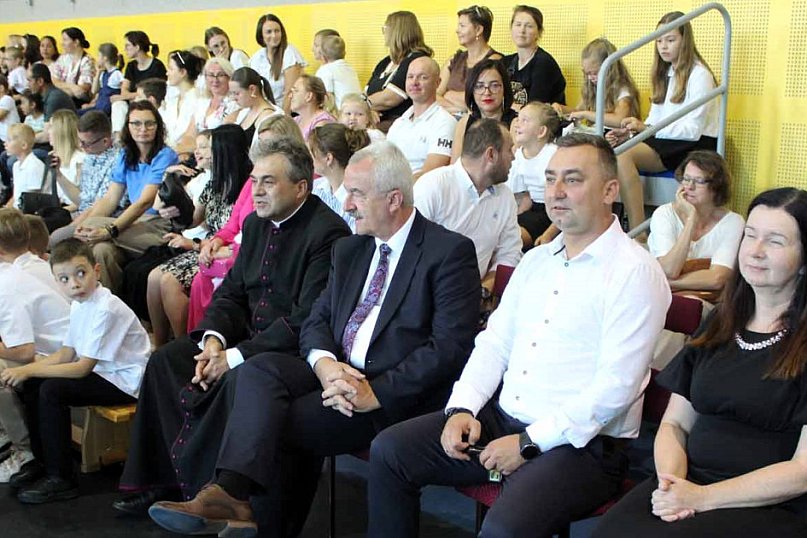 Rozpoczęcie roku szkolnego w gminie Mikstat
