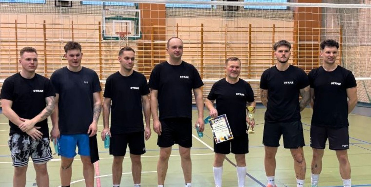 III Powiatowy Turniej Piłki Siatkowej Strażaków w Grabowie nad Prosną
