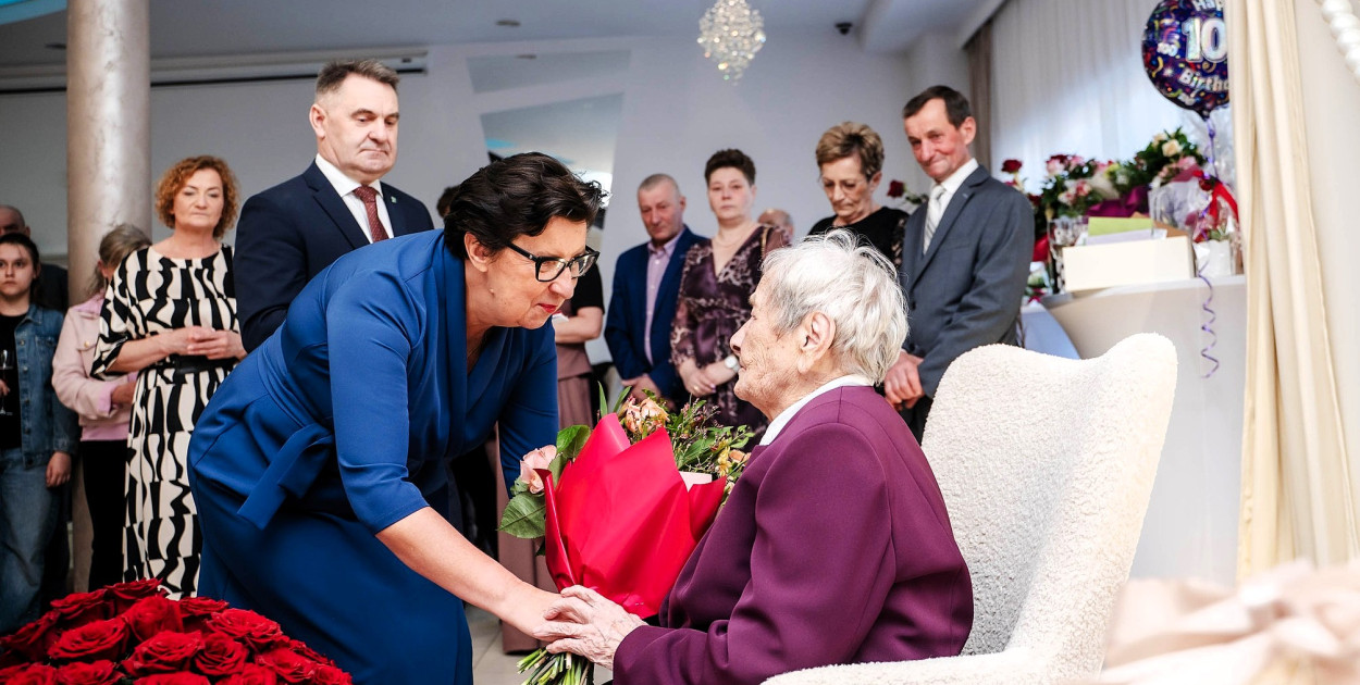 Sto lat historii zapisanych w jednym życiu...