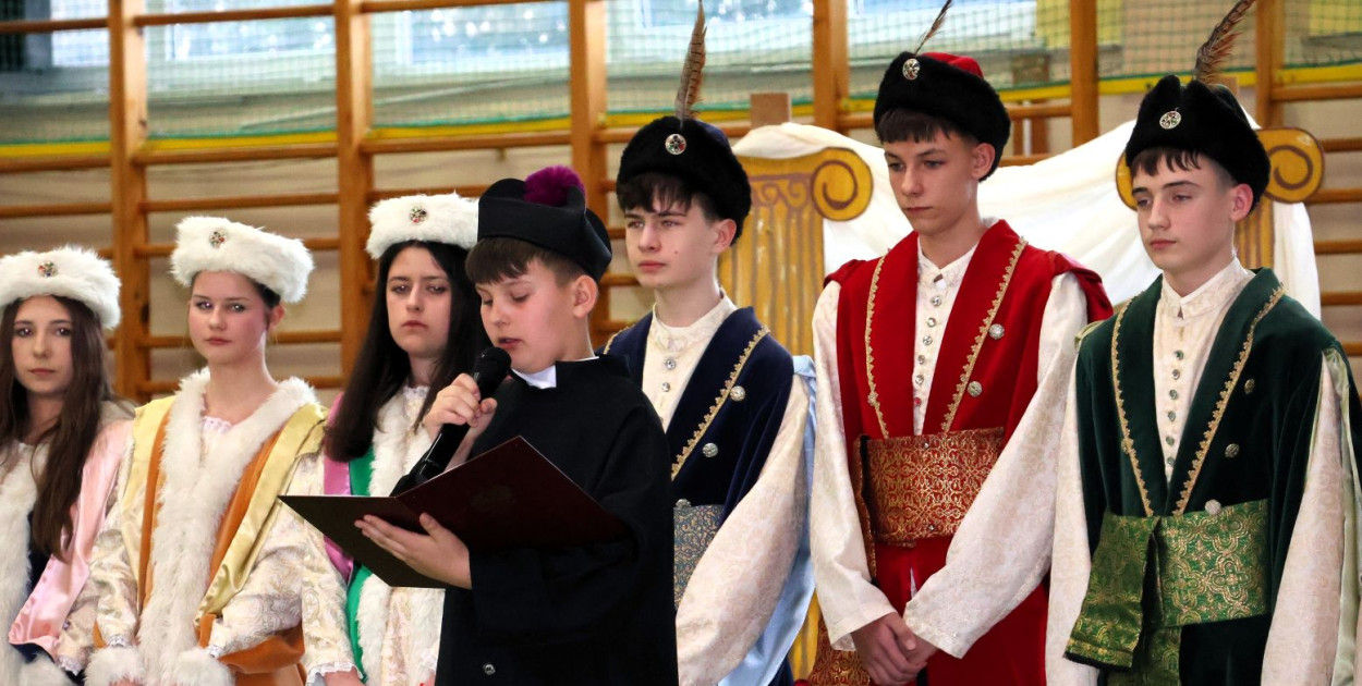 W Kraszewicach wybrali się z Sienkiewiczem w literacką podróż po jego dz