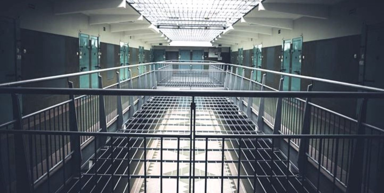 Zatrzymany za kradzież w Kobylej Górze i… poszukiwany do odbycia kary